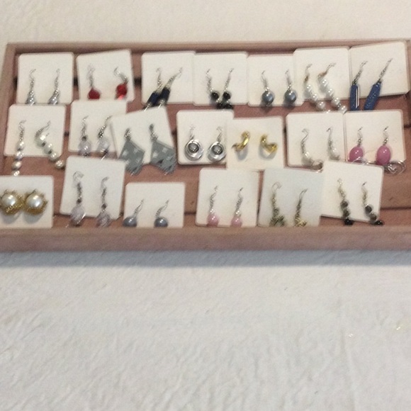 Chic Multicolor Earring Collection - Picture 5 of 5